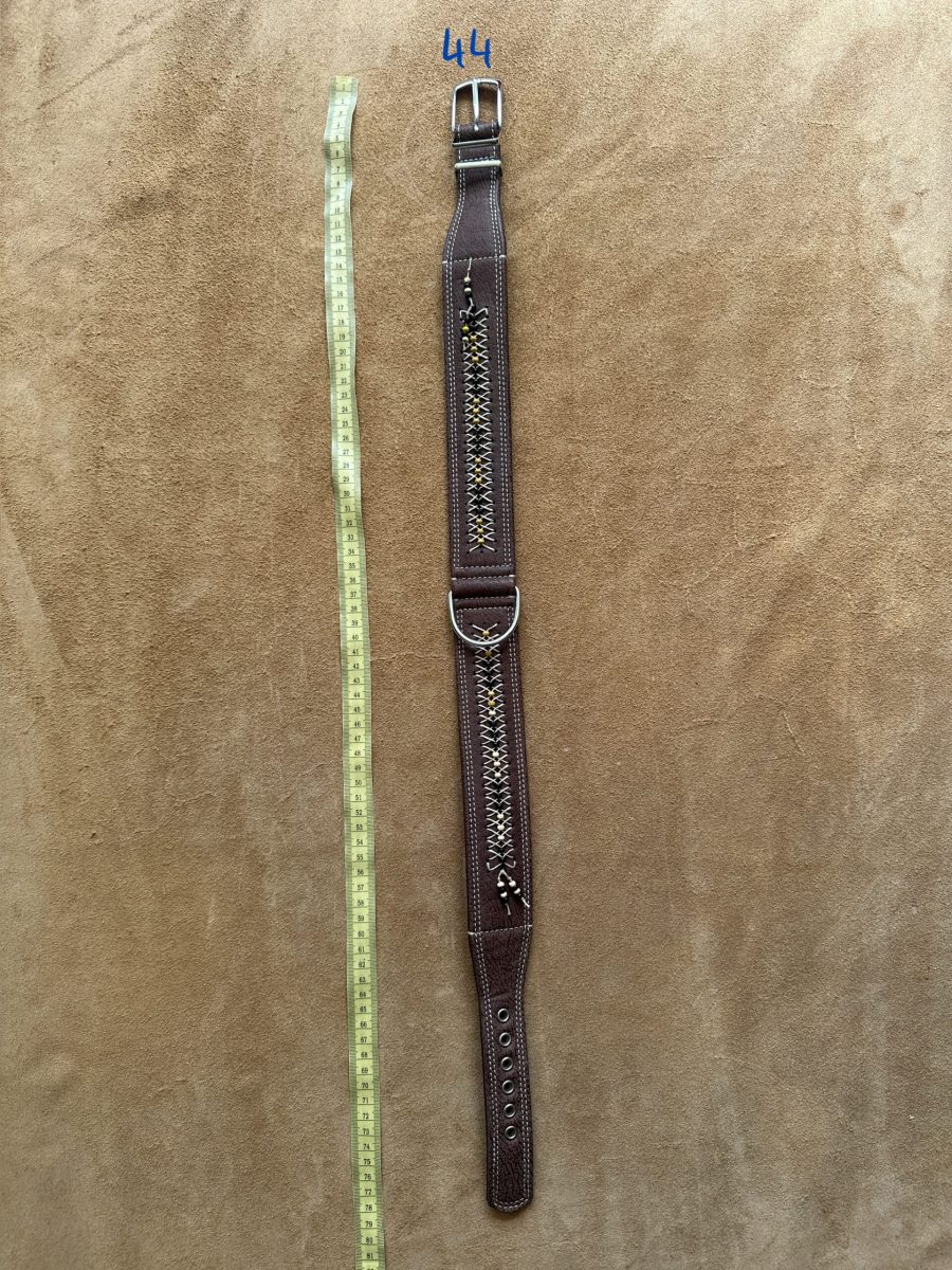 Halsband 44
